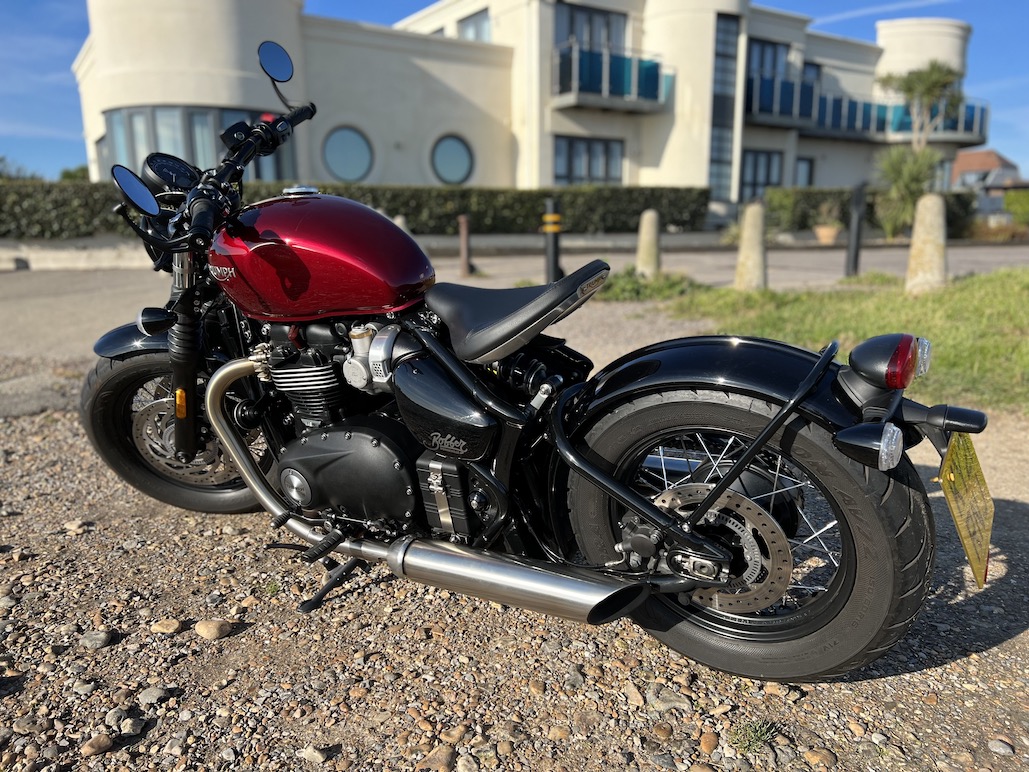 Triumph Bonneville Bobber Review