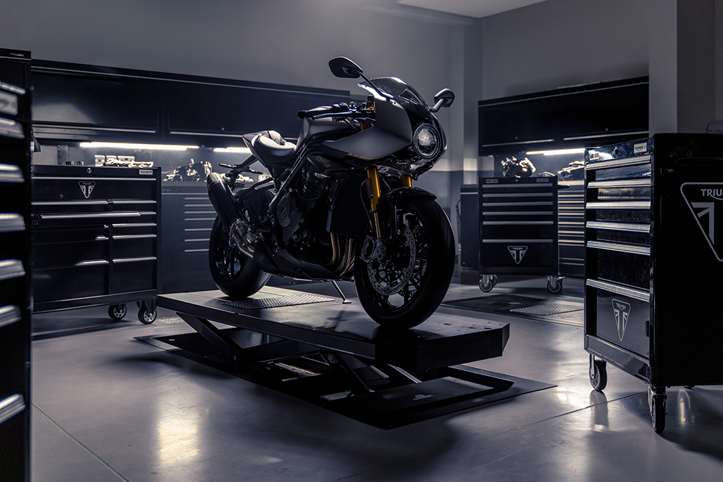 Triumph Unveils Limited Edition Speed Triple 1200 Rr In Collaboration With Breitling