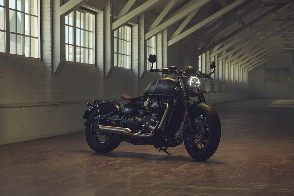 Triumph Unveils The 2026 Bonneville Bobber 01