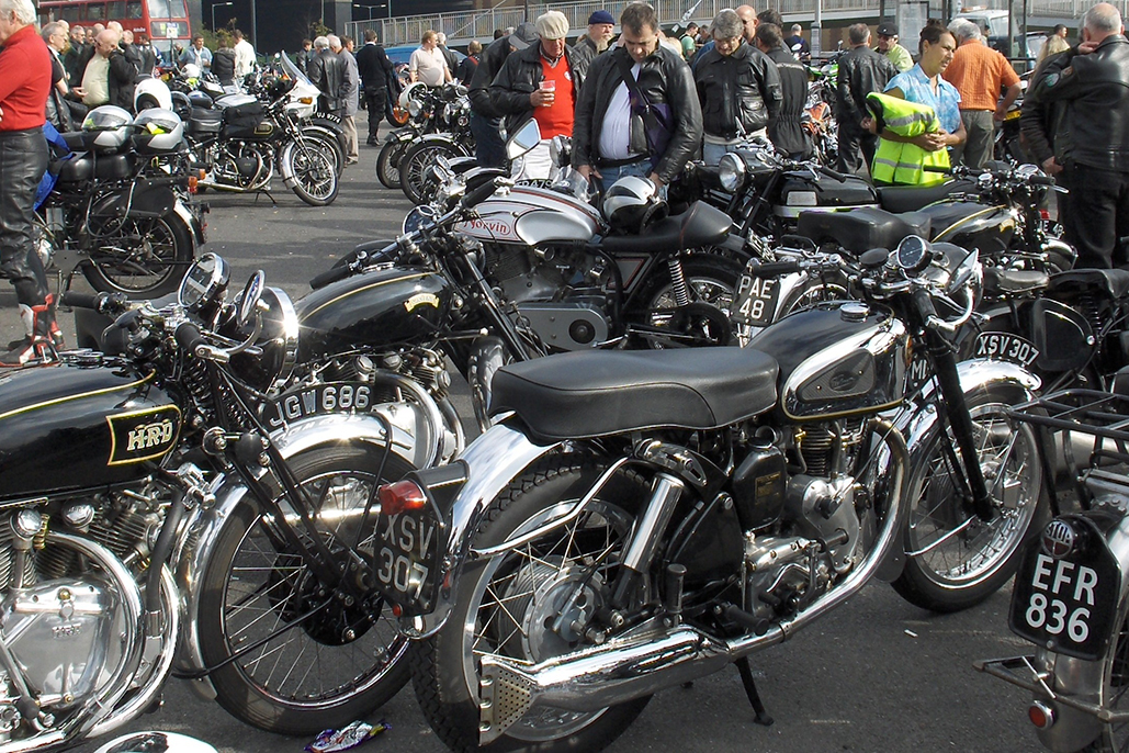 Ace Cafe London: Brit 'V'S &Amp;Amp; Classic Bike Day