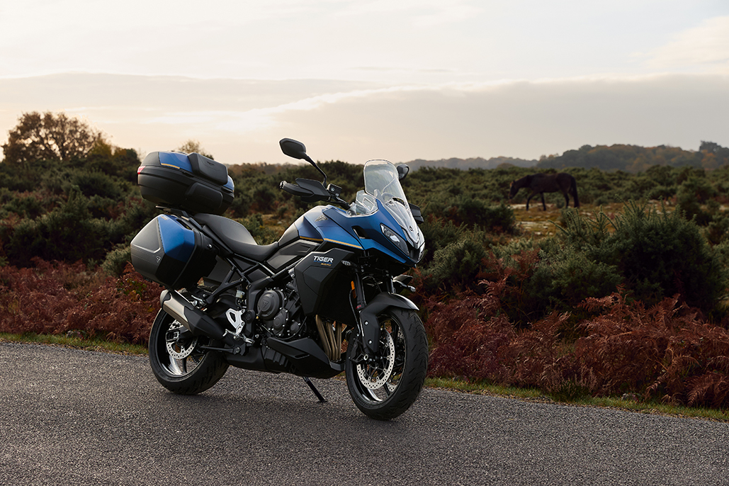Triumph Unveils Tiger Sport 800 Tour 02