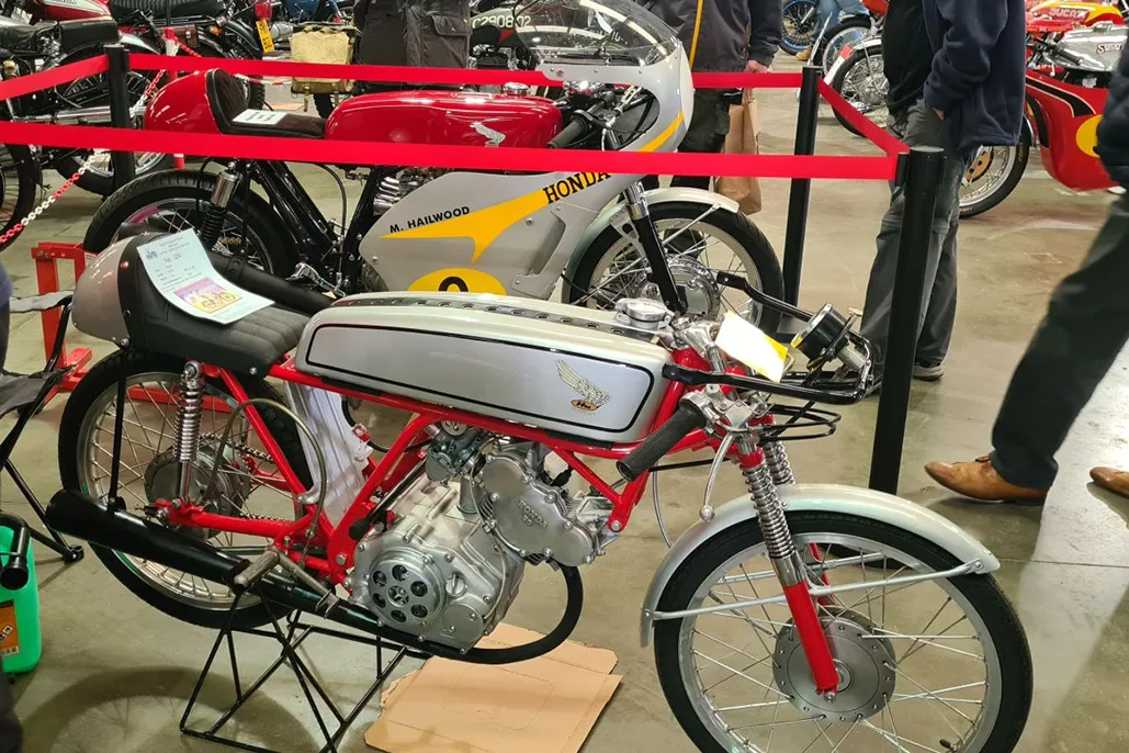 Lightweight Racing Theme At Ardingly Summer Show
