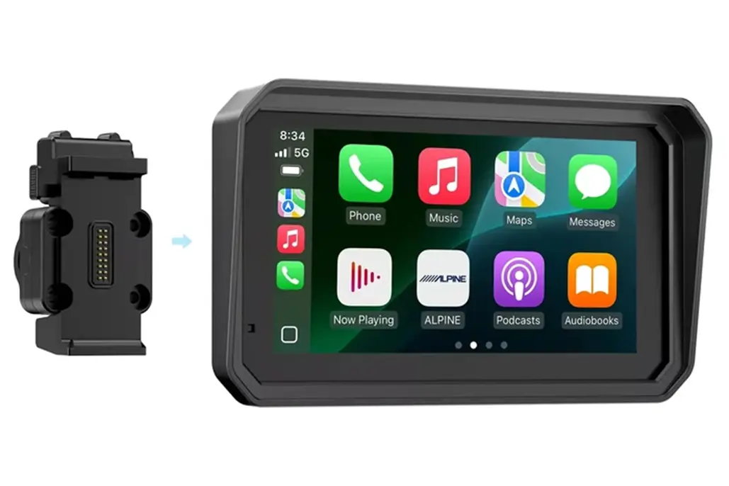 CPMC N6 Brings Wireless Apple CarPlay and Android Auto to Motorcycles